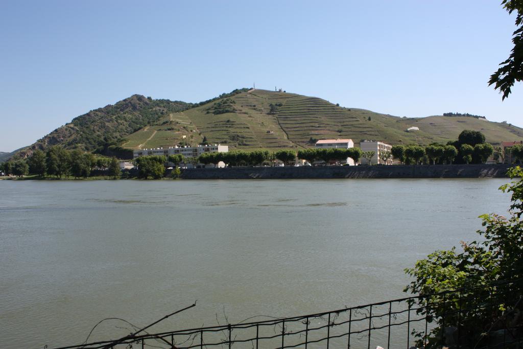 Camping Le Rhone Tournon-sur-Rhone Exterior photo